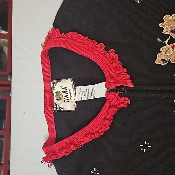 Tiara Reindeer Holiday Zip Sweater sz 1X Red Trim Black Reindeer with bells - Picture 7 of 11